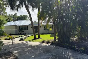 55 N Sewalls Point Rd, Sewalls Point, FL 34996 - Photo 1