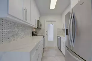 81 Edgewater Dr, Coral Gables, FL 33133 - Photo 3