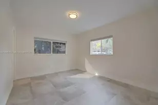 81 Edgewater Dr, Coral Gables, FL 33133 - Photo 11