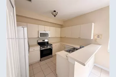 2039 Shoma Dr #2039, Royal Palm Beach, FL 33414 - Photo 3