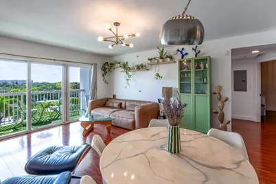 2740 SW 28th Ter #705, Miami, FL 33133 - Photo 5