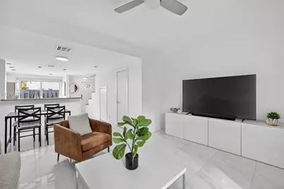 1953 NE 15th Ave #1953, Fort Lauderdale, FL 33305 - Photo 11