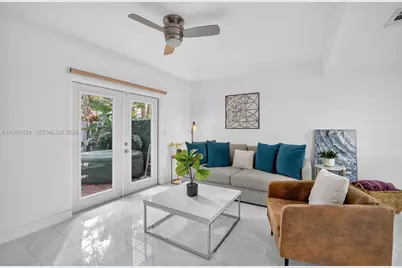 1953 NE 15th Ave #1953, Fort Lauderdale, FL 33305 - Photo 1