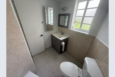 1663 NE Miami Gardens Dr #140, Miami, FL 33179 - Photo 9