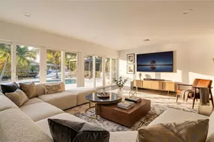 1895 NE 118th Rd, North Miami, FL 33181 - Photo 7