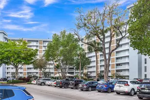 3010 N Course Dr, Pompano Beach, FL 33069 - Photo 5