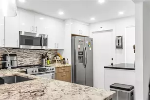 3010 N Course Dr, Pompano Beach, FL 33069 - Photo 13