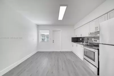 1340 NW 102nd St, Miami, FL 33147 - Photo 11