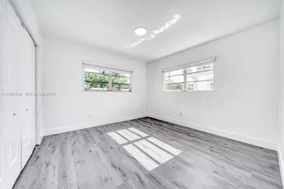 1340 NW 102nd St, Miami, FL 33147 - Photo 21