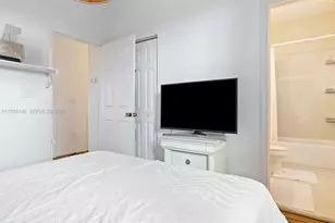 [Address not provided], Pembroke Pines, FL 33027 - Photo 13