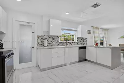 5770 NE 18th Ave #0, Fort Lauderdale, FL 33334 - Photo 9