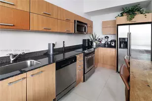 350 S Miami Ave, Miami, FL 33130 - Photo 15