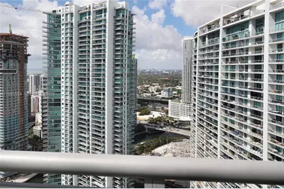 350 S Miami Ave #4110, Miami, FL 33130 - Photo 25