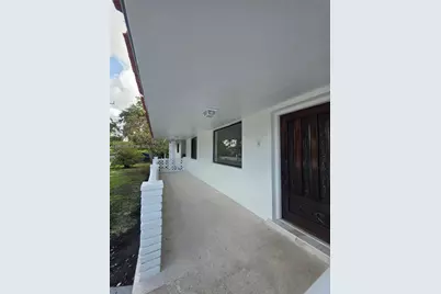 443 NW 23rd Pl #0, Miami, FL 33125 - Photo 17