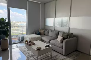 90 SW 3rd St, Miami, FL 33130 - Photo 9