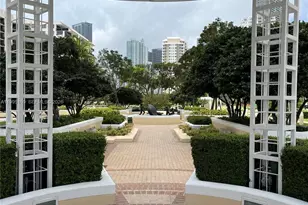 808 Brickell Key Dr, Miami, FL 33131 - Photo 3