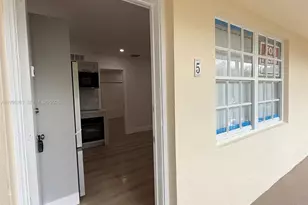 345 Michigan Ave, Miami Beach, FL 33139 - Photo 15