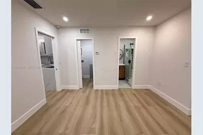 345 Michigan Ave #5, Miami Beach, FL 33139 - Photo 9