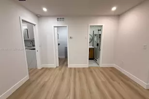 345 Michigan Ave, Miami Beach, FL 33139 - Photo 9