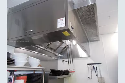 7761 NW 107th Ave, Doral, FL 33178 - Photo 13