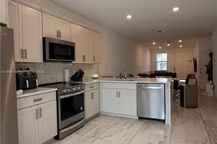 181 SW 170th Ave, Pembroke Pines, FL 33027 - Photo 25
