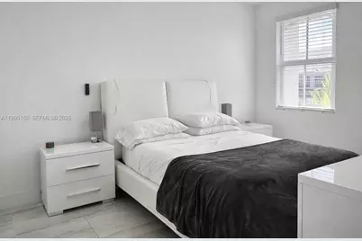 181 SW 170th Ave, Pembroke Pines, FL 33027 - Photo 13