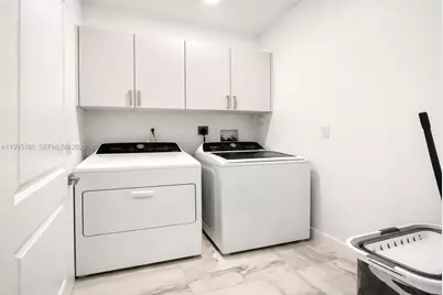 181 SW 170th Ave, Pembroke Pines, FL 33027 - Photo 19