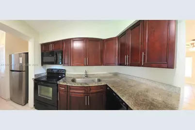 2504 NW 9th Ln #2, Wilton Manors, FL 33311 - Photo 7