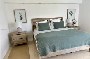 100 Bayview Dr, Sunny Isles Beach, FL 33160 - Photo 23