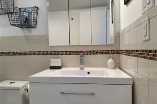 100 Bayview Dr, Sunny Isles Beach, FL 33160 - Photo 35