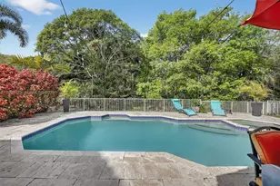 284 SW 180th Ave, Pembroke Pines, FL 33029 - Photo 39