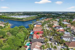 284 SW 180th Ave, Pembroke Pines, FL 33029 - Photo 45