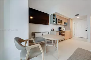 159 NE 6th St, Miami, FL 33132 - Photo 5