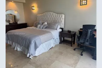 100 Lincoln Rd #PH4, Miami Beach, FL 33139 - Photo 23