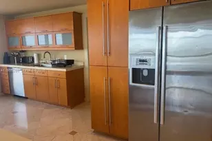 100 Lincoln Rd, Miami Beach, FL 33139 - Photo 11