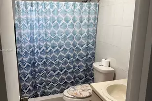 5284 NW 193rd Ln, Miami Gardens, FL 33055 - Photo 13