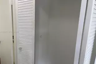 3199 Foxcroft Rd, Miramar, FL 33025 - Photo 13