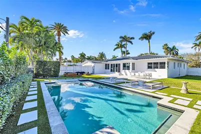 750 Harrison St, Hollywood, FL 33019 - Photo 33