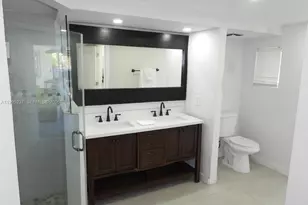 715 Hollywood Blvd, Hollywood, FL 33019 - Photo 13