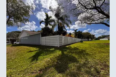 15032 SW 143rd Ave, Miami, FL 33186 - Photo 3