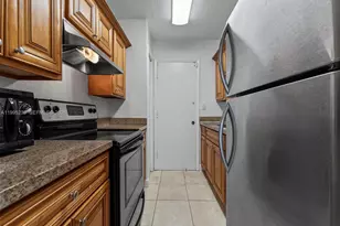 7220 SW 94th Pl, Miami, FL 33173 - Photo 7