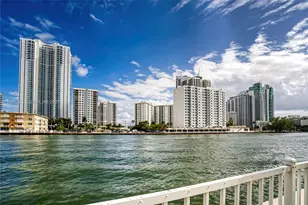 800 Parkview Dr, Hallandale Beach, FL 33009 - Photo 45