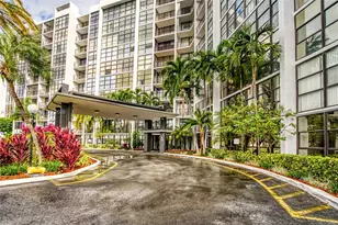 800 Parkview Dr, Hallandale Beach, FL 33009 - Photo 57