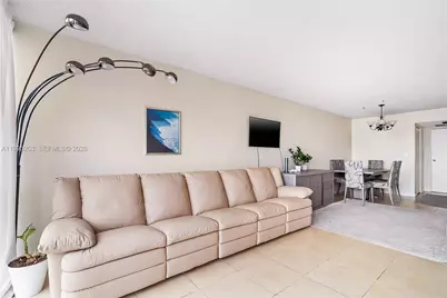 800 Parkview Dr #901, Hallandale Beach, FL 33009 - Photo 9
