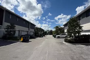 4631 SW 32nd Ave, Dania Beach, FL 33312 - Photo 3