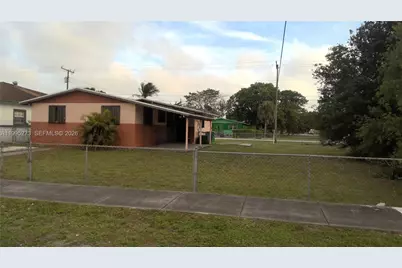 1671 NW 154th St, Miami Gardens, FL 33054 - Photo 13