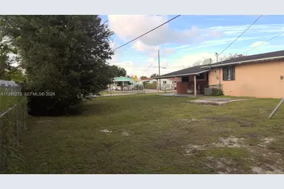 1671 NW 154th St, Miami Gardens, FL 33054 - Photo 11