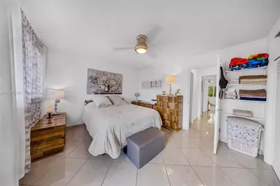 1015 SW 11th Ave #15K, Hallandale Beach, FL 33009 - Photo 15