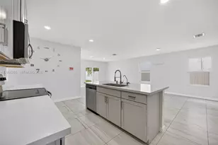 619 NE 5th St, Florida City, FL 33034 - Photo 21