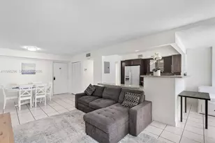 250 180th Dr, Sunny Isles Beach, FL 33160 - Photo 11